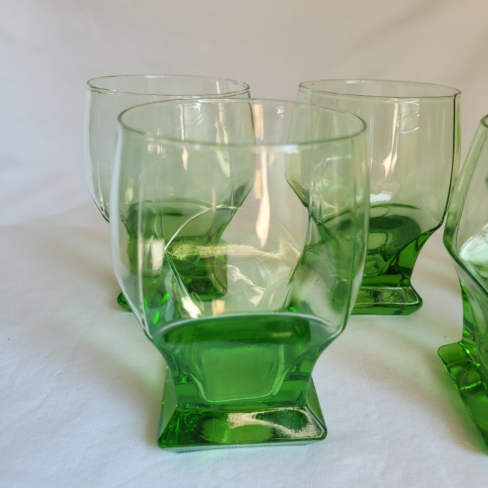 Vintage Art Deco Green Uranium Juice Glasses Glow Glass Set of 5 Approx 4x3" - Picture 2 of 8